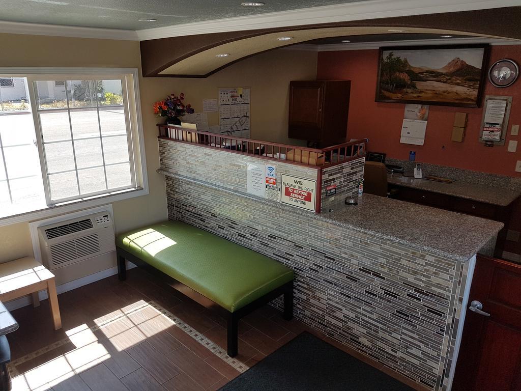 Travel Haven Motel Hanford Esterno foto