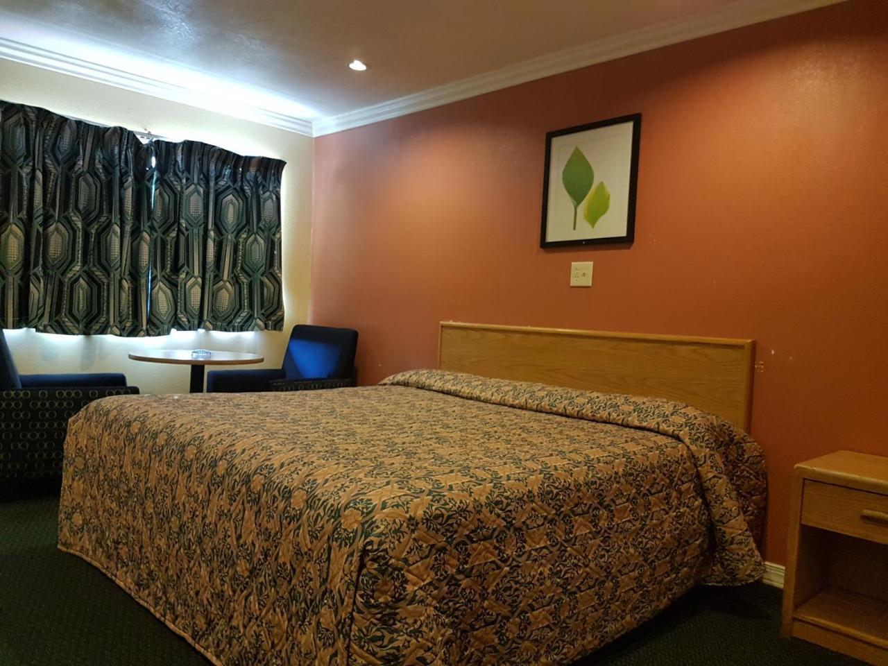 Travel Haven Motel Hanford Esterno foto