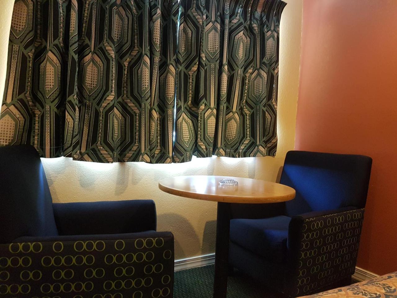 Travel Haven Motel Hanford Esterno foto
